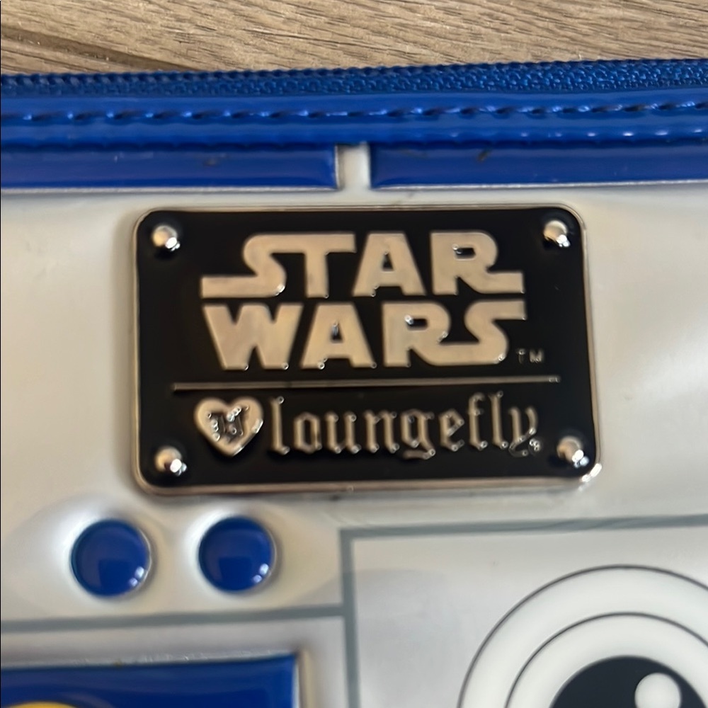 Loungefly Star Wars R2-D2 Blue and White Wallet - Picture 4 of 4